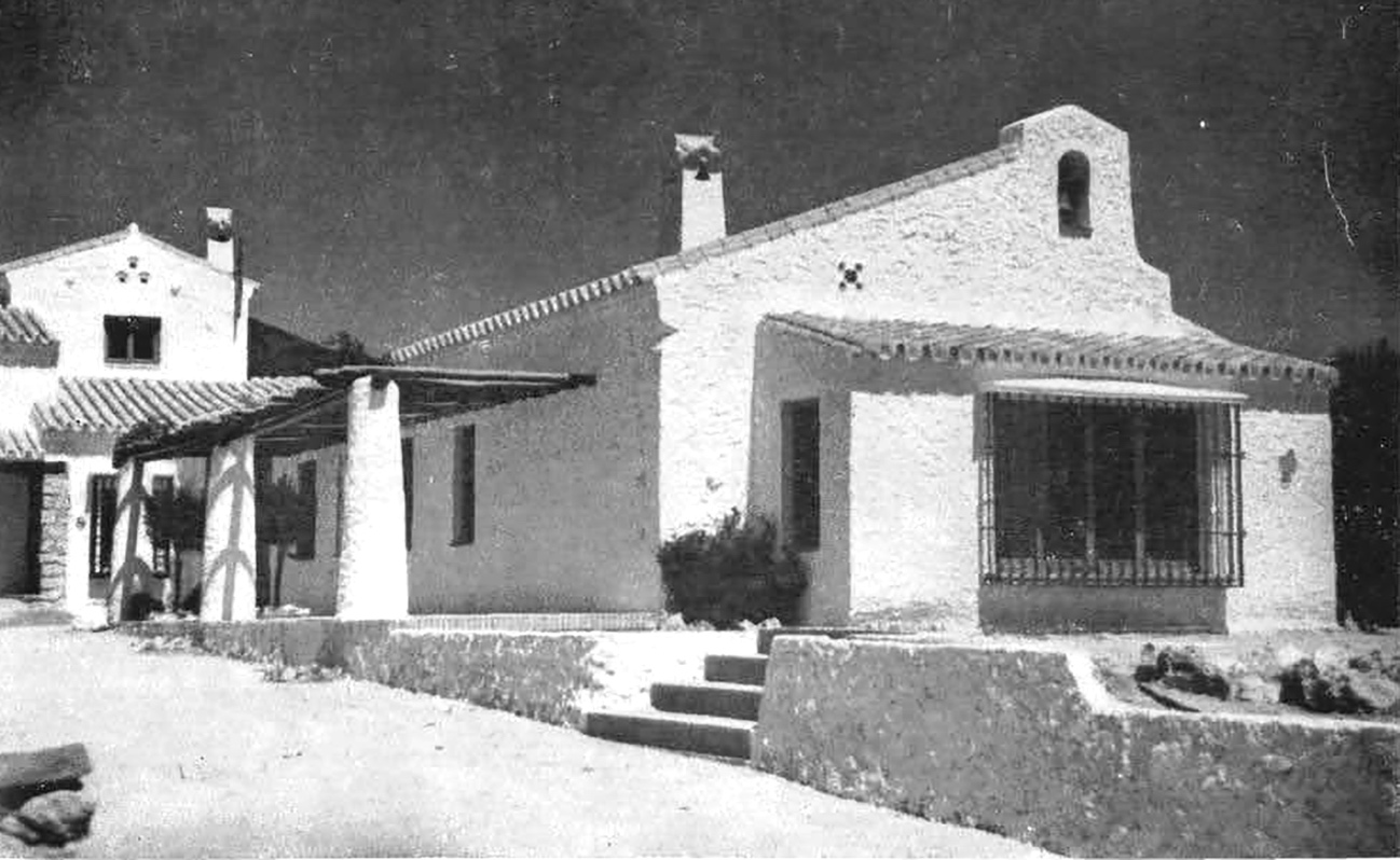 Vista.
Casa Campera. Arquitecto J. González Edo. 
